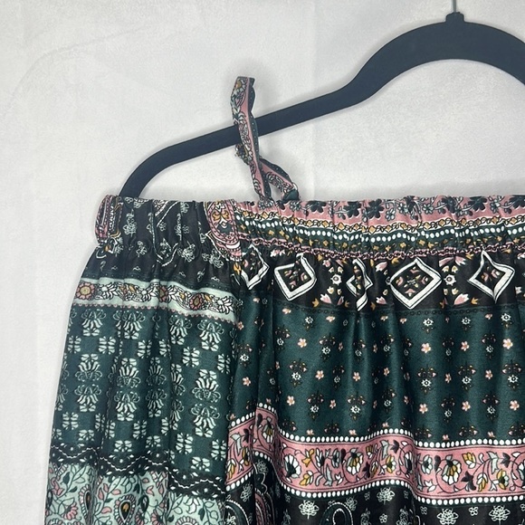 A. BYER OFF THE SHOULDER CHIFFON PATTERN BLOUSE (SIZE M) - Picture 6 of 9